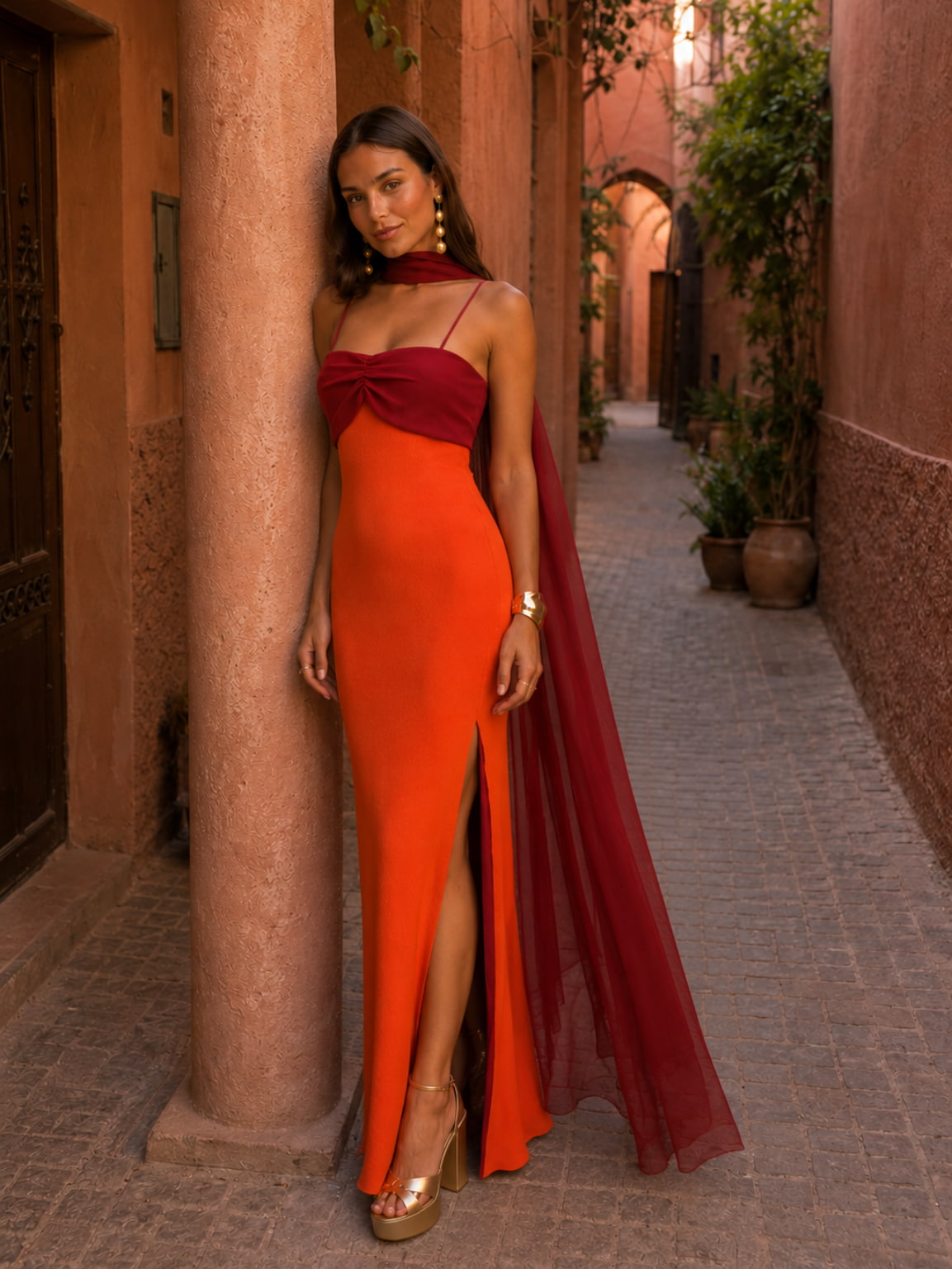 Vestido largo drapeado bicolor