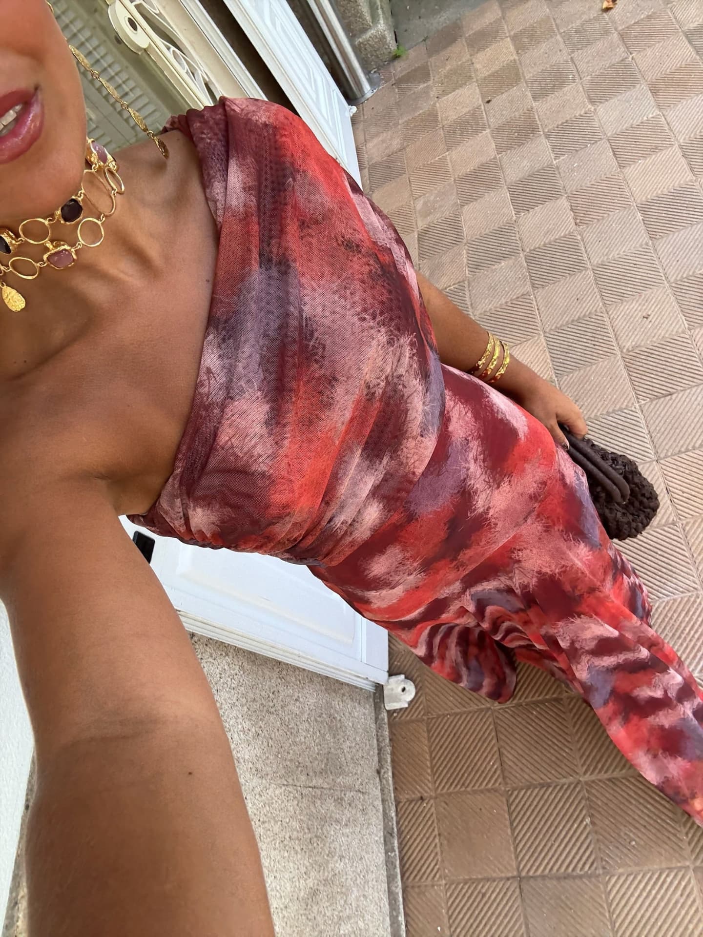 Vestido Largo Off-Shoulder en Acuarela
