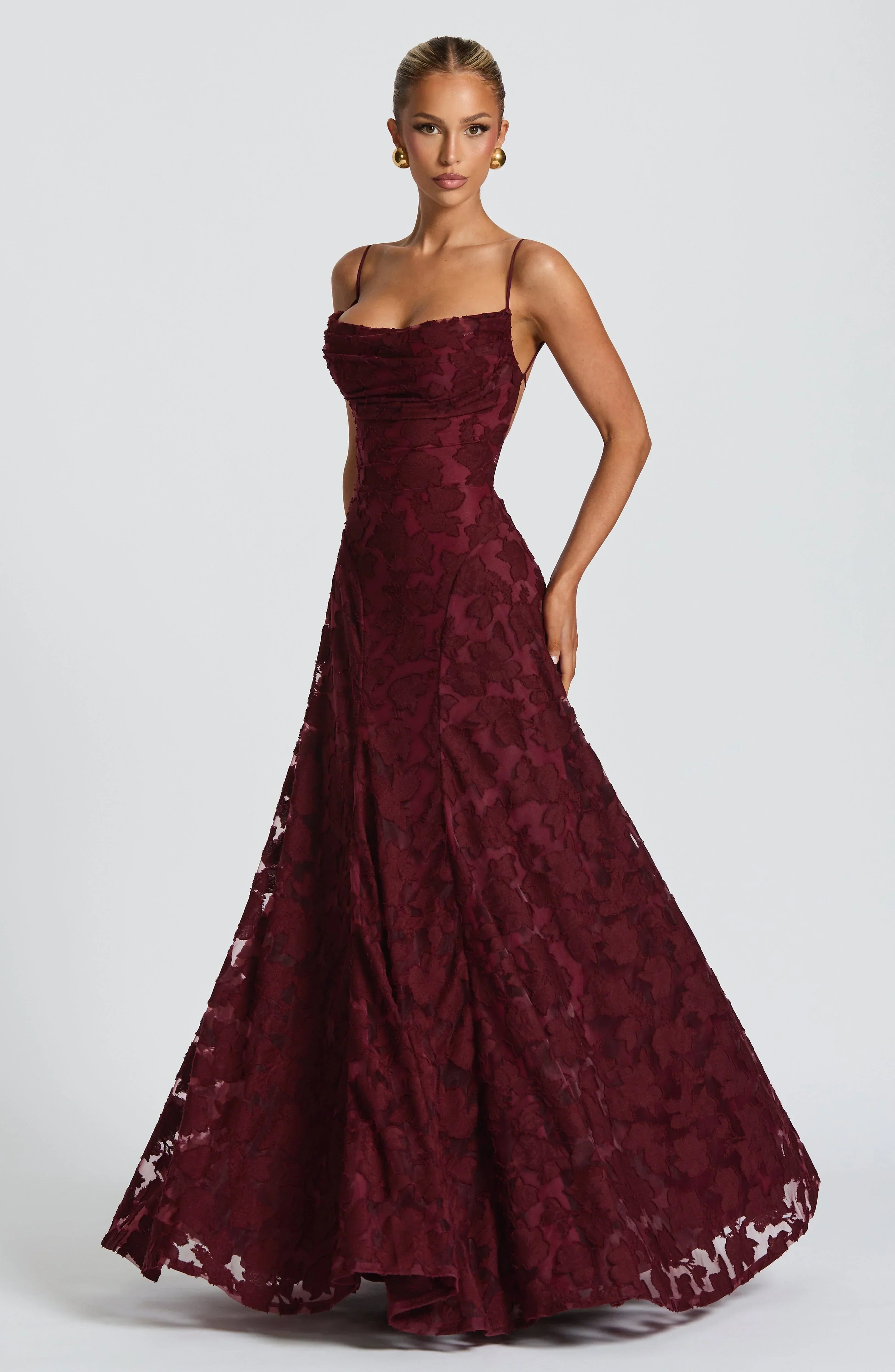 Clara Léon | Vestido largo elegante